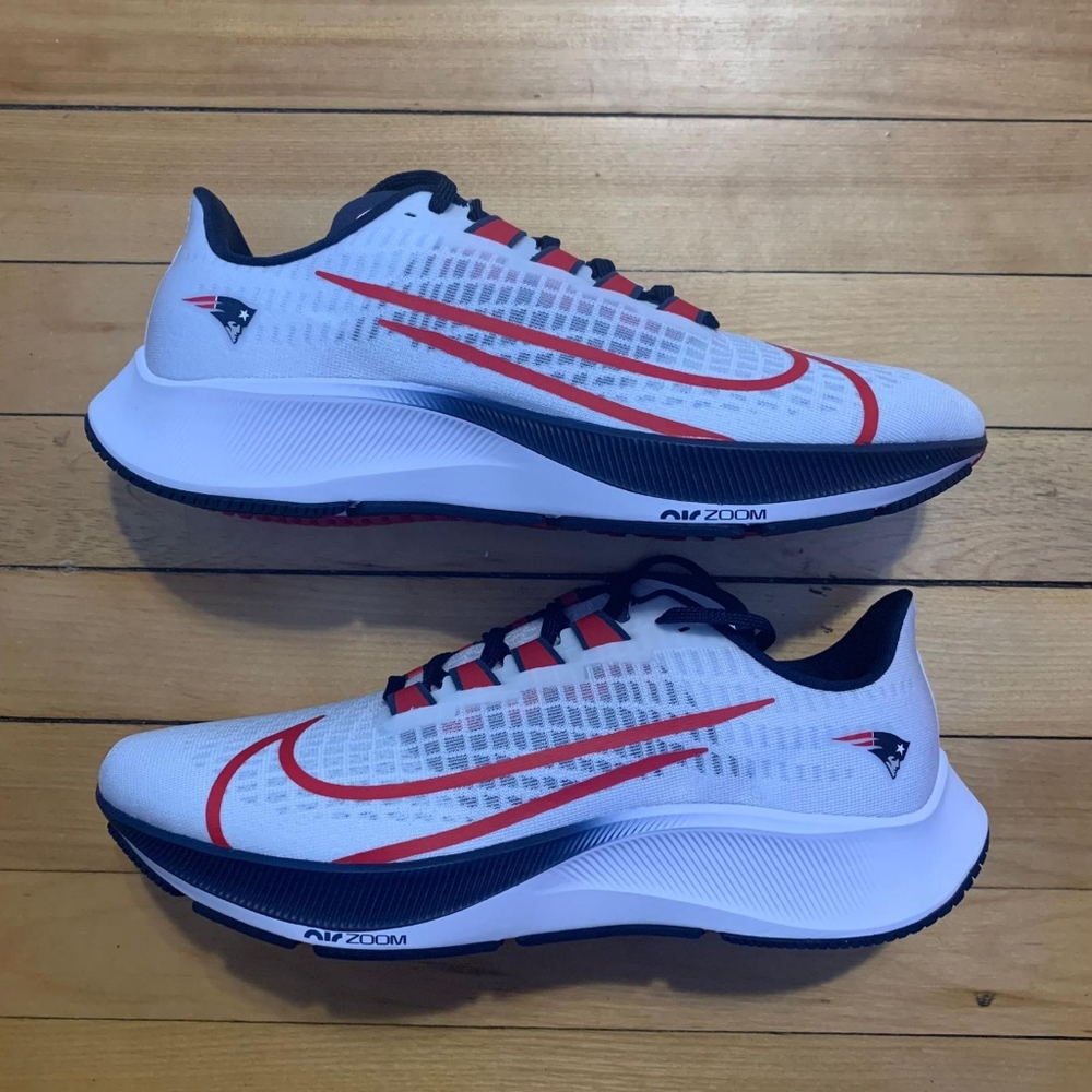 New Nike zoom pegasus Patriots